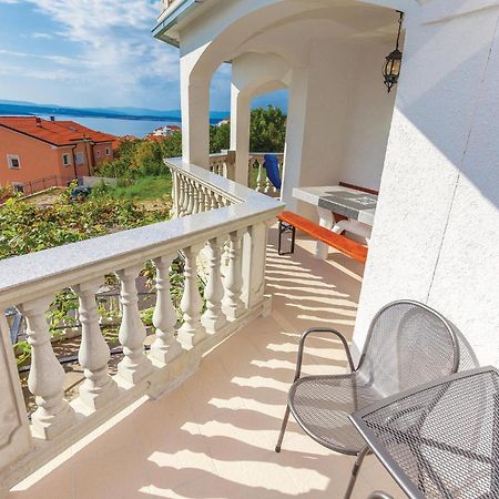 Nice Apartment In Crikvenica With Kitchen Exterior foto